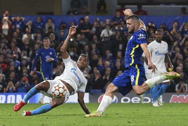 上海市足协贺电海港：上海职业足球首个双冠王