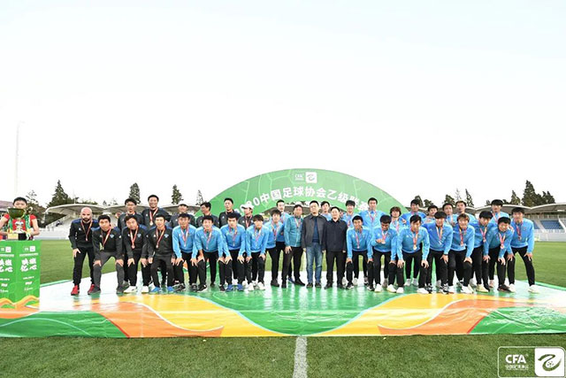 哈兰德：瓜帅对我要求非常多 但这正是我想要的