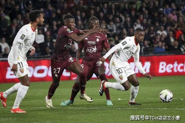 灰熊逆转步行者6连胜 尼克斯大胜送鹈鹕8连败